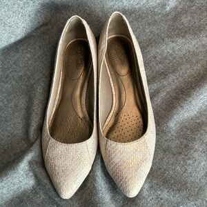 Life Stride Textured Cream Flats